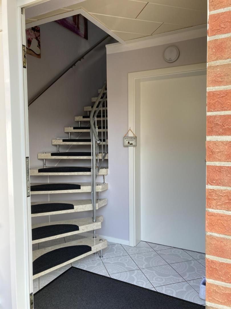 Neu Ferienwohnung Hofmann Husum  Bagian luar foto